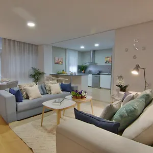 https://chic-housing-las-canteras.in-canary-islands.com